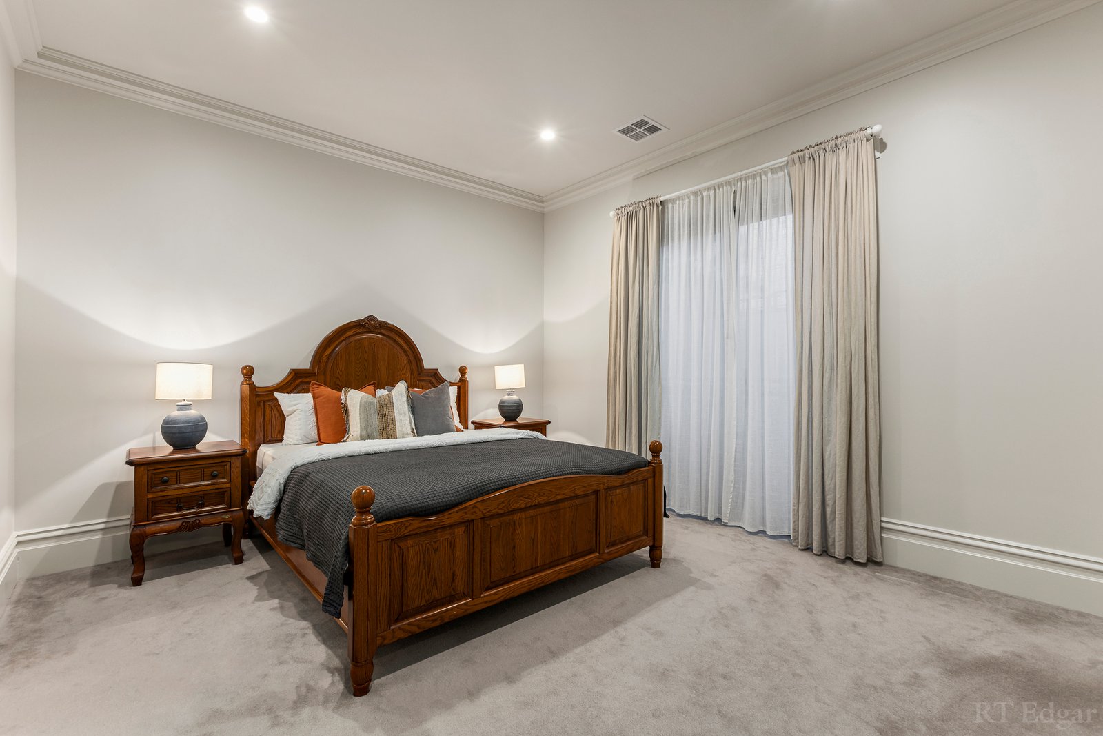 Real Estate and Property in 42B Essex Road, Surrey Hills, VIC