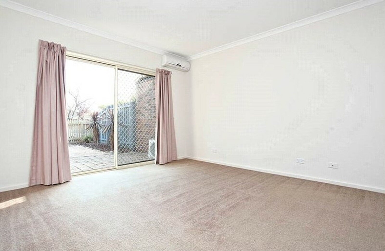 Gallery: 42D Follett Road
