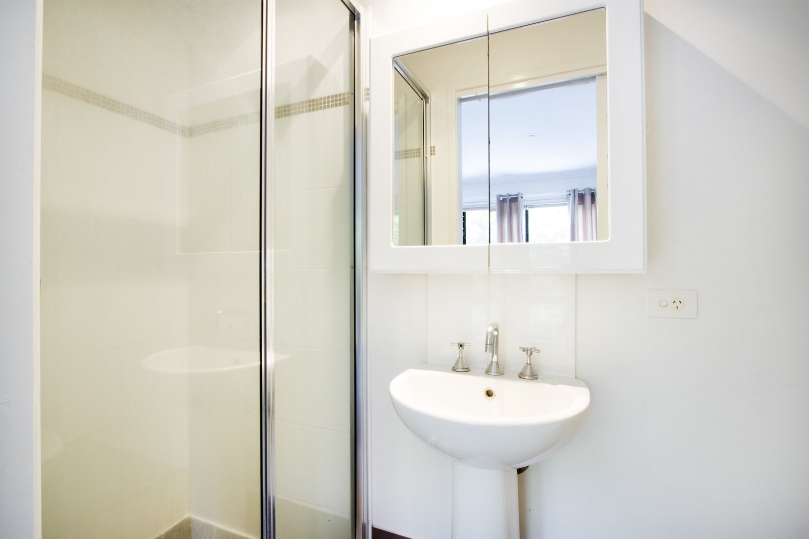 4/3-5 Seaview Drive AIRLIE BEACH 8