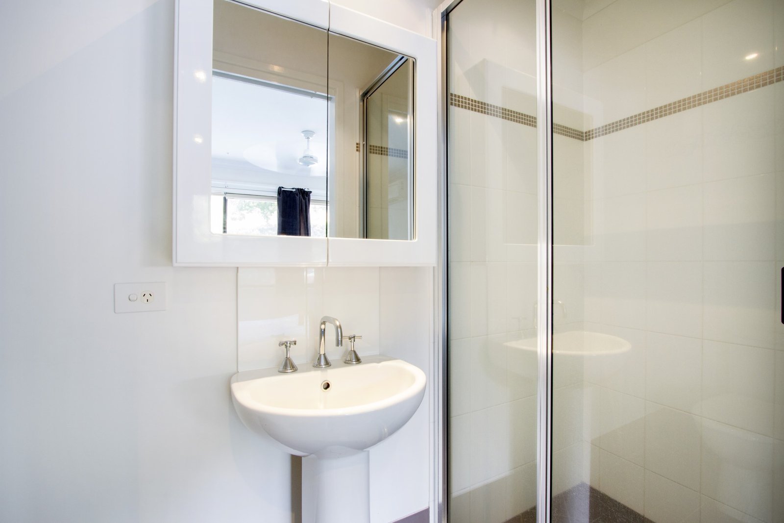 4/3-5 Seaview Drive AIRLIE BEACH 11