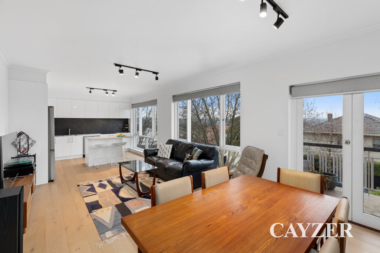 Gallery: 4/3-5 Valency Road