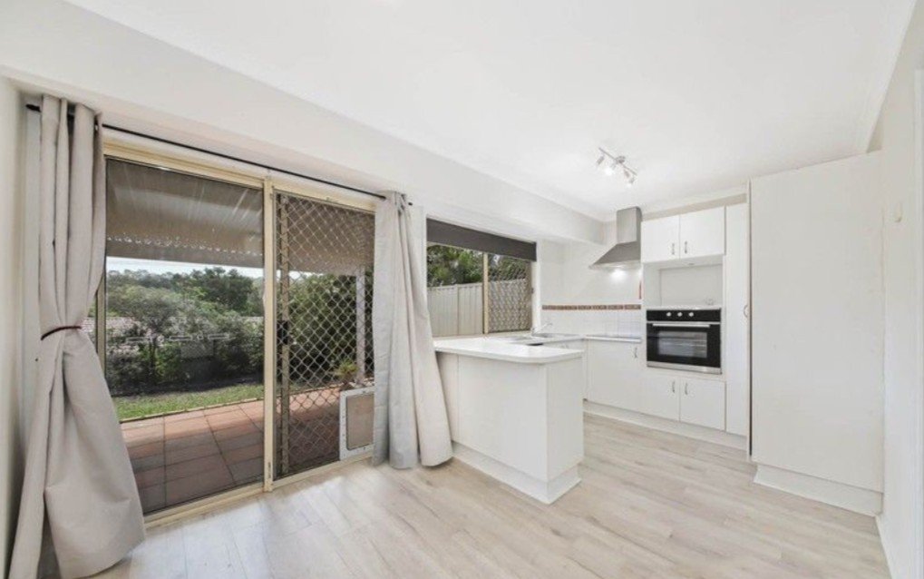 4/3-7 Fonda Place OXENFORD 4