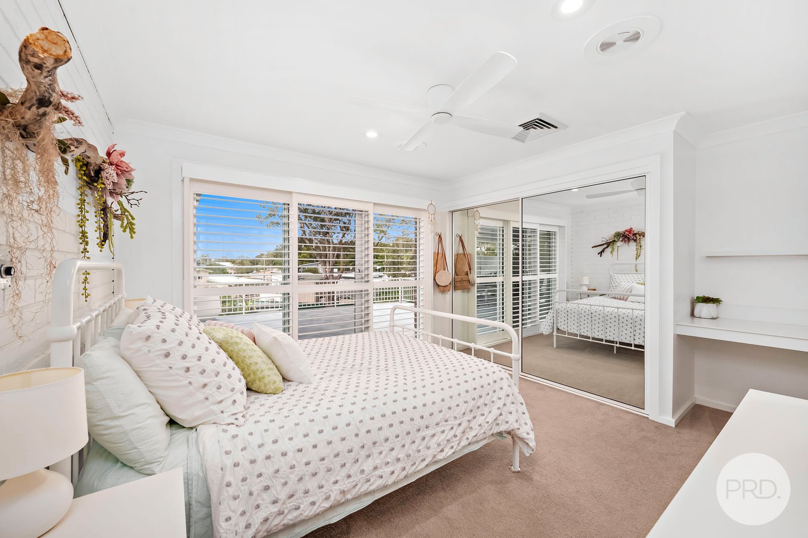 43 Albert Street TAYLORS BEACH 16