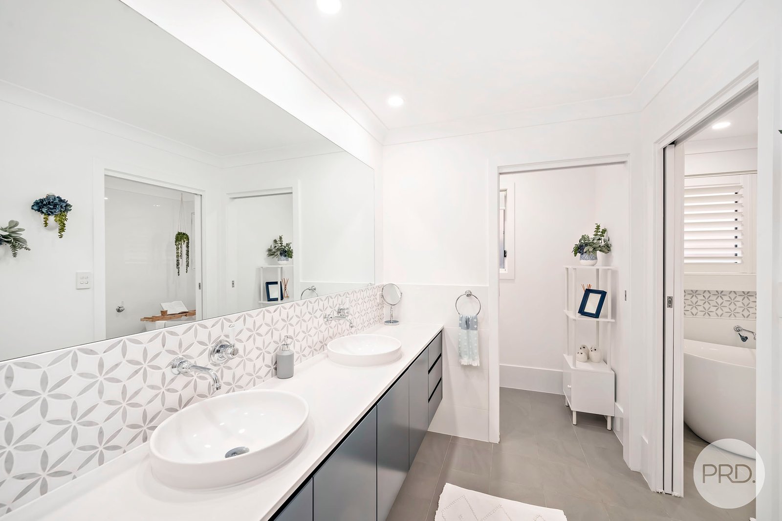 43 Albert Street TAYLORS BEACH 20