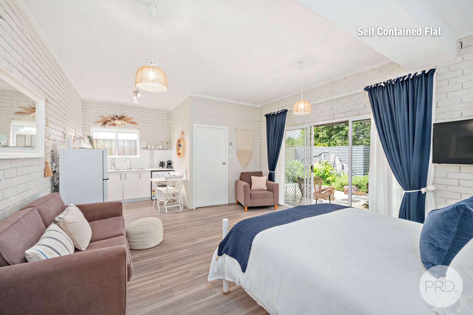 43 Albert Street TAYLORS BEACH 24