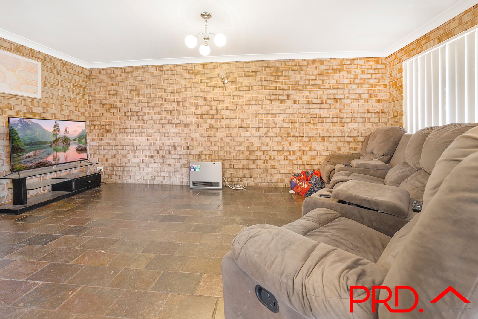 43 Allawah Street TAMWORTH 2