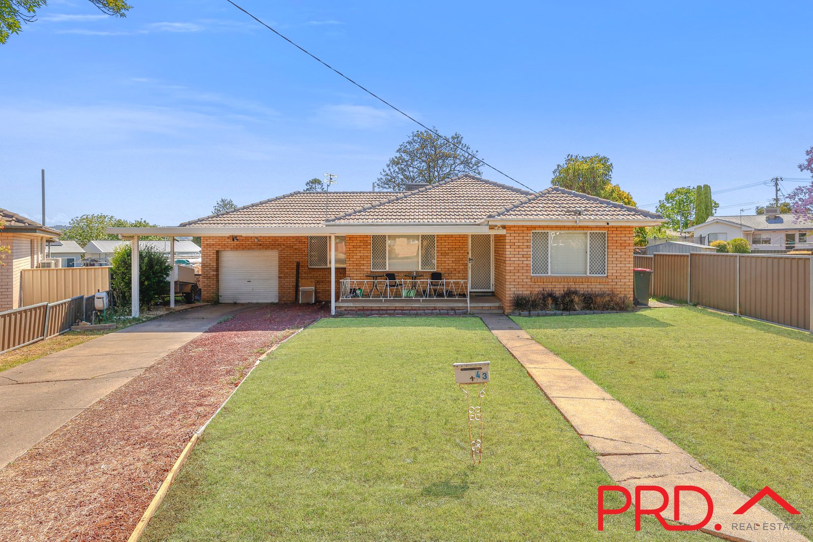 43 Arinya Street TAMWORTH 1