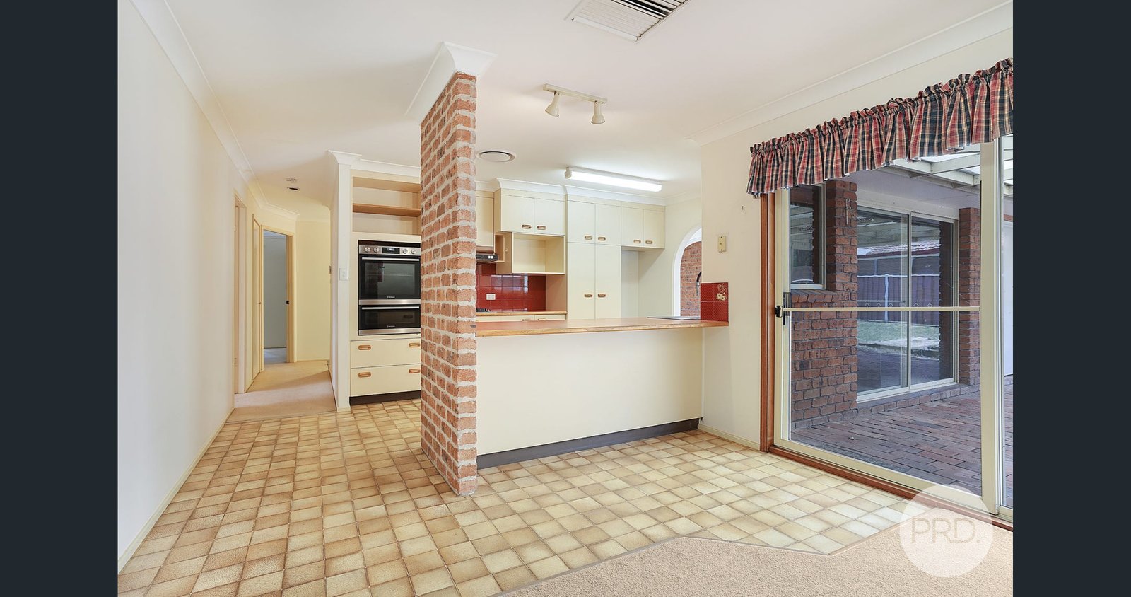 43 Bandalong Street HILLVUE 6