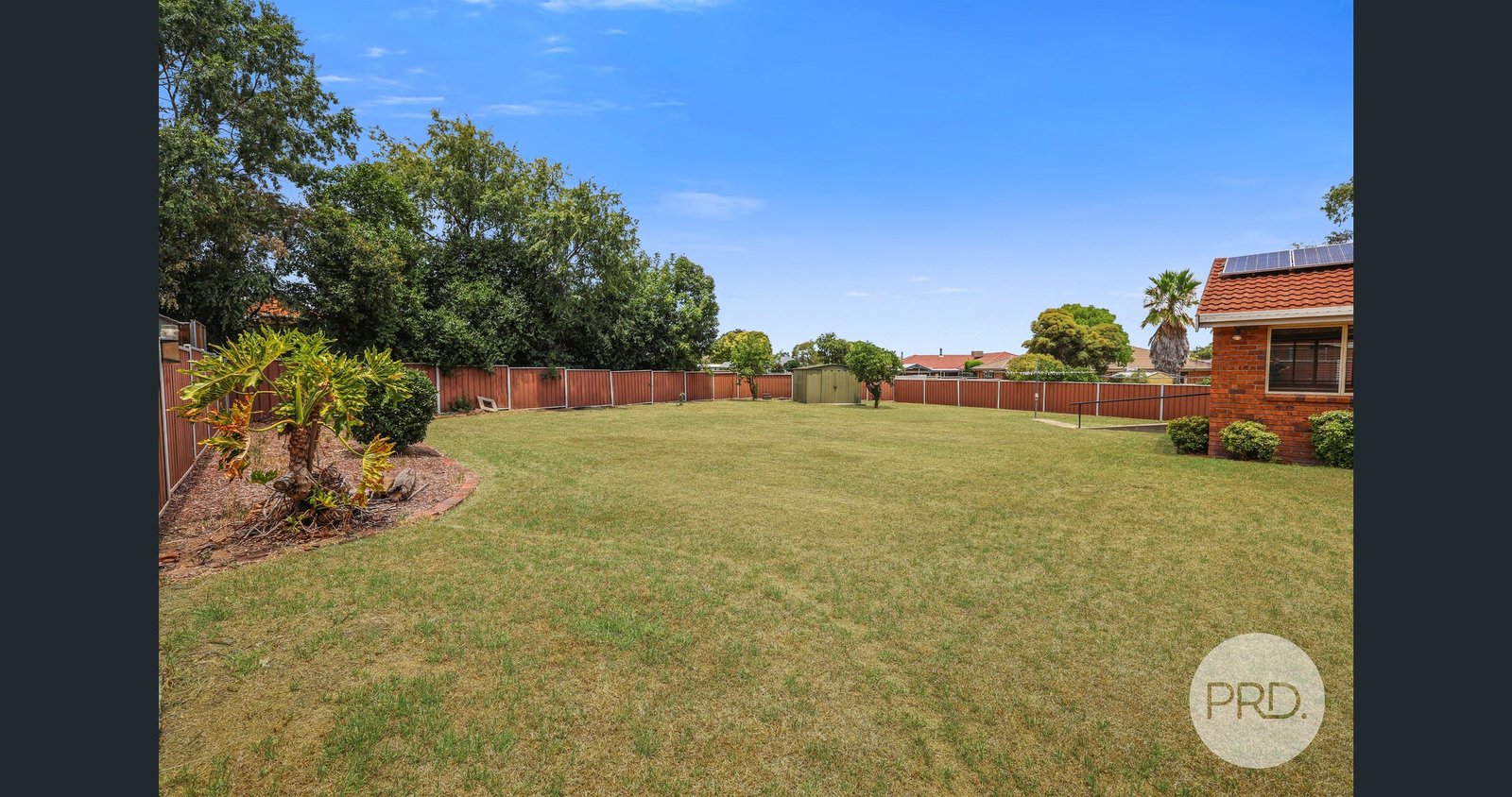 43 Bandalong Street HILLVUE 19