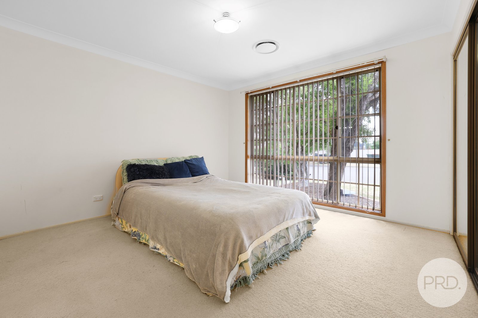 43 Bandalong Street TAMWORTH 11