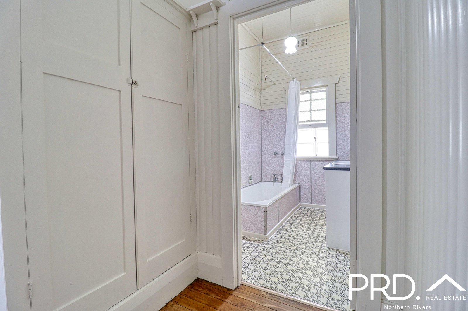 43 Barker Street CASINO 14