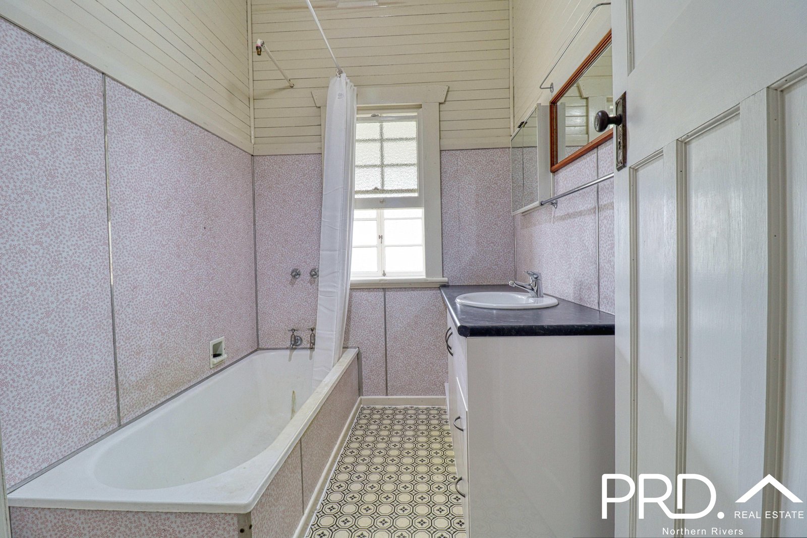 43 Barker Street CASINO 15