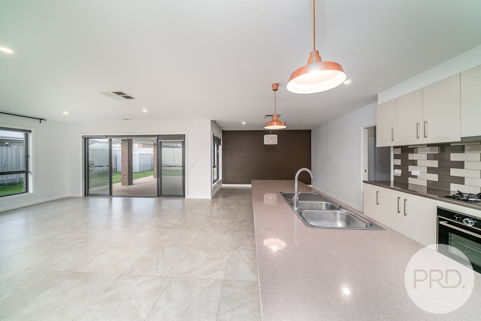 43 Barmedman Avenue GOBBAGOMBALIN 2