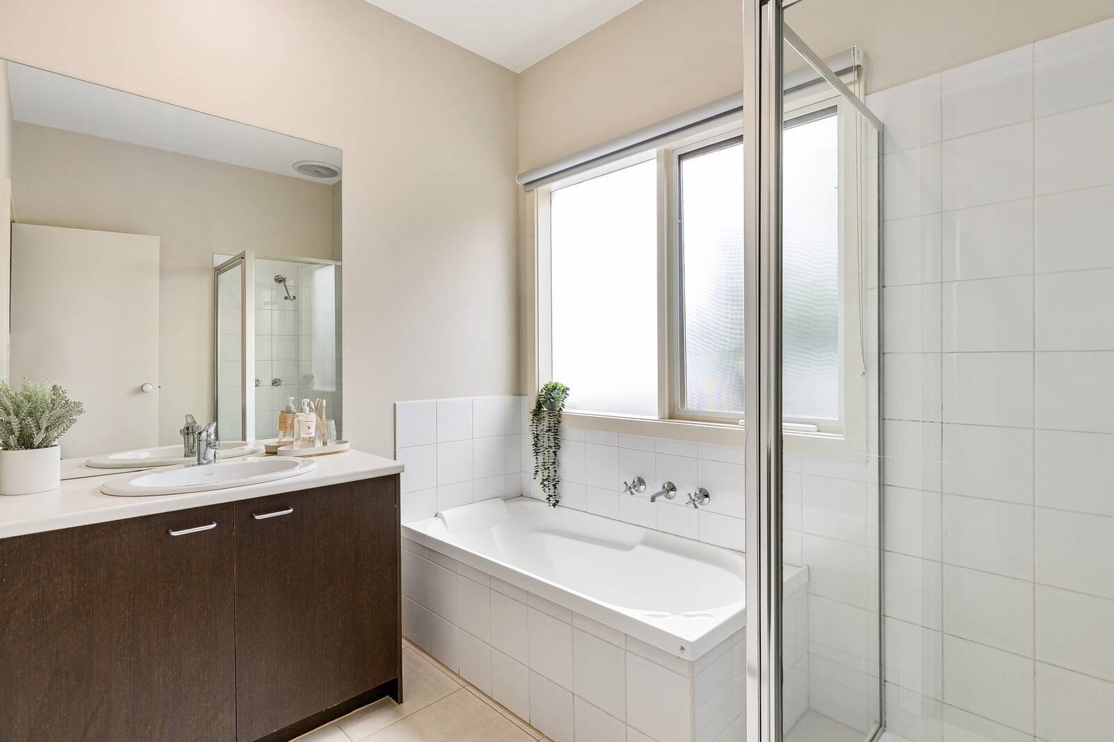 Real Estate and Property in 43 Beauna Vista Drive, Rye, VIC