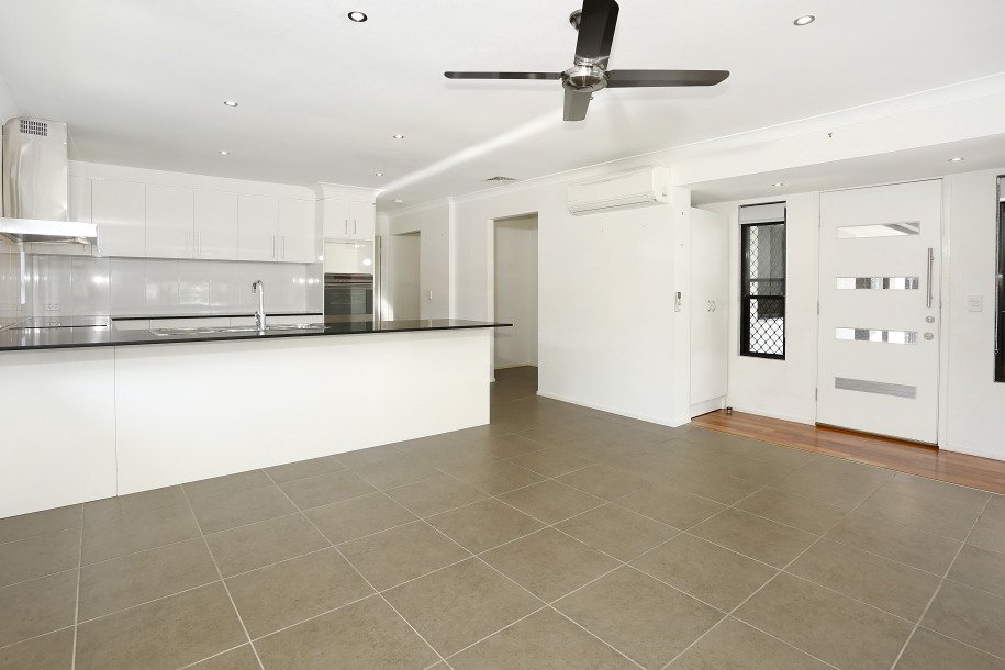 43 Binalong Drive ASHMORE 5