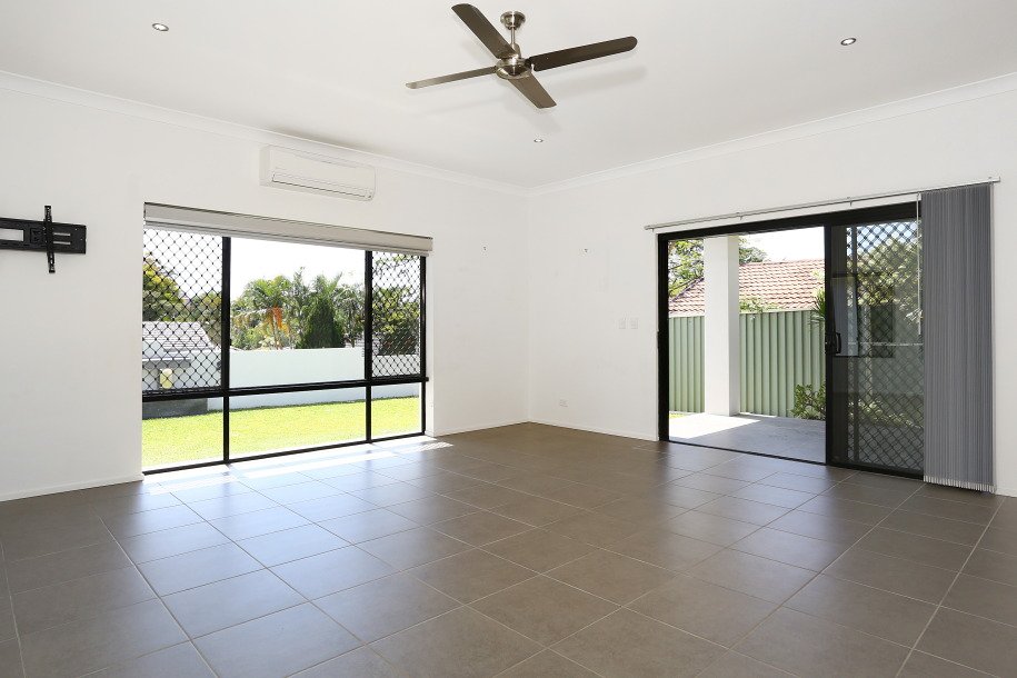 43 Binalong Drive ASHMORE 8
