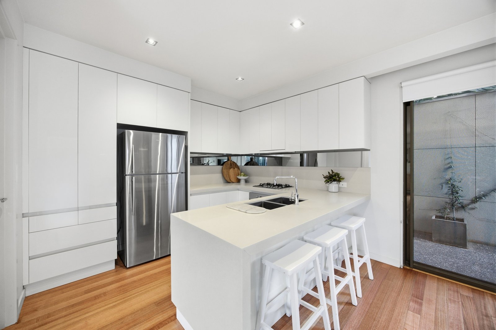 Gallery: 4/3 Bolinda Street
