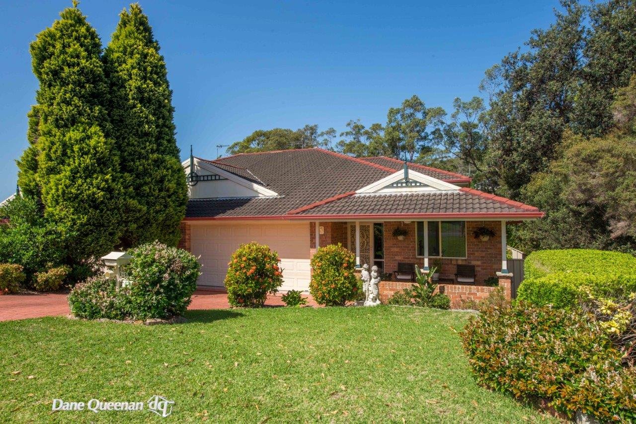 43 Bonito Street.  CORLETTE 1
