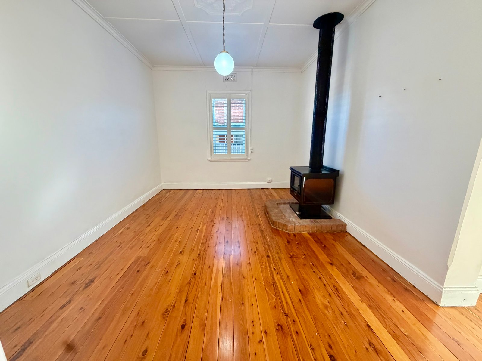 43 Bourke Street TAMWORTH 7