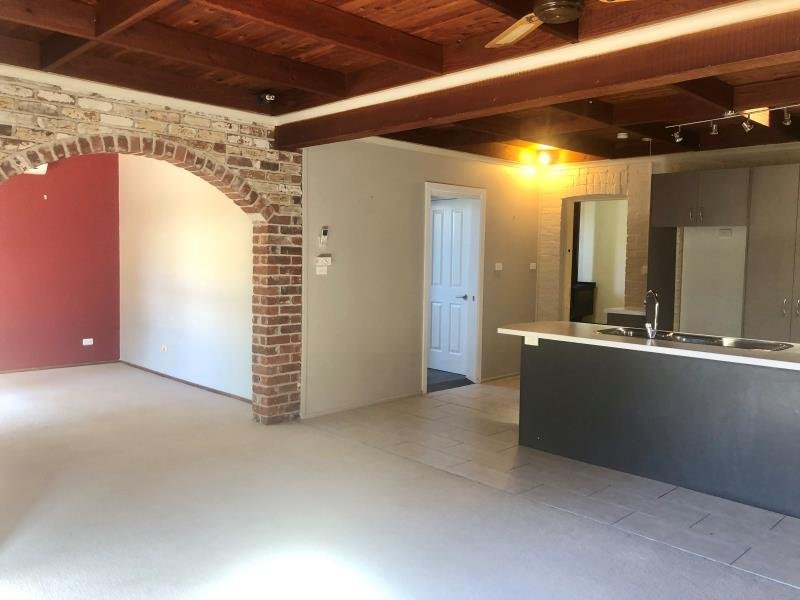 43 Bourke Street TAMWORTH 3