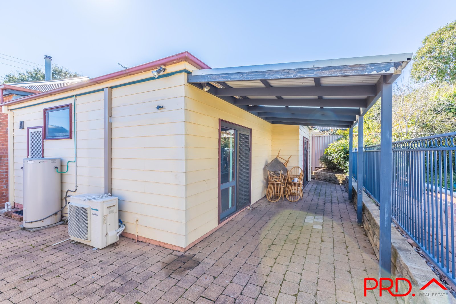 43 Bourke Street TAMWORTH 11