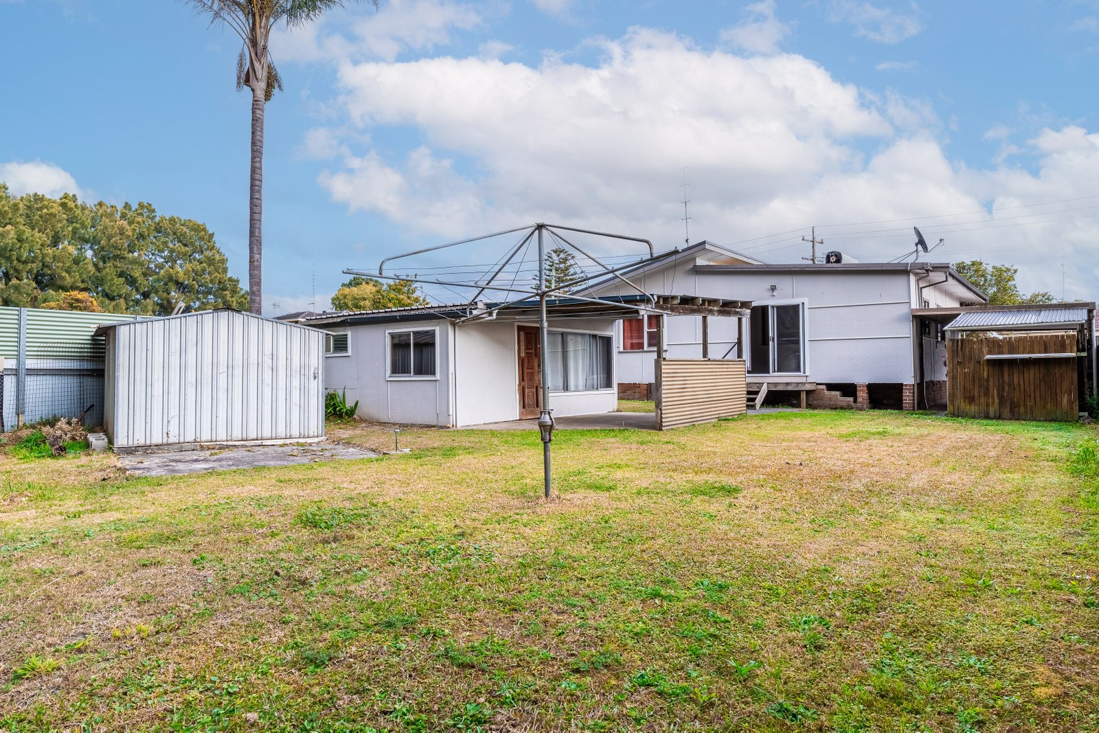 43 Brook Street DAPTO 8