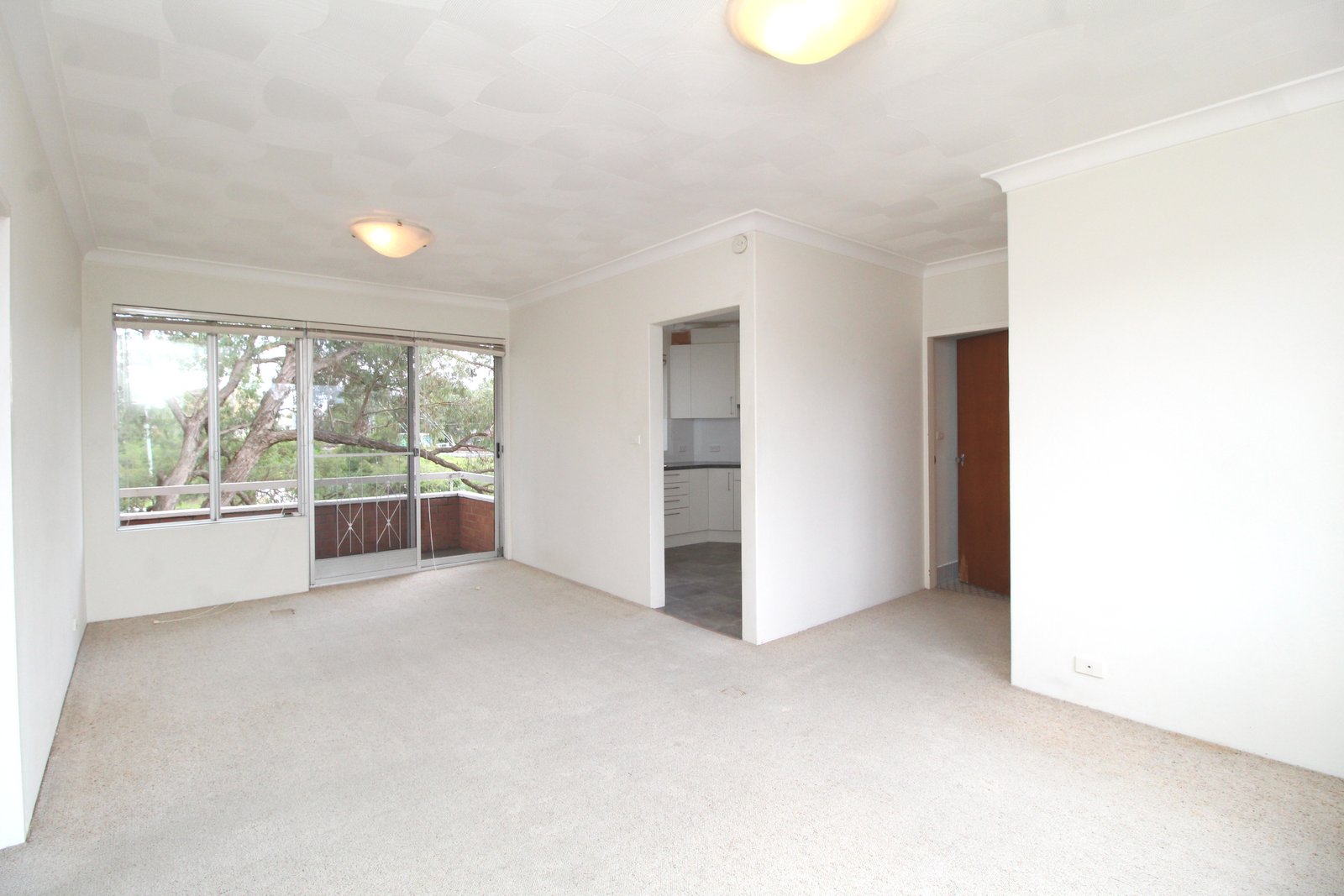 4/3 Bryant Street NARWEE 2