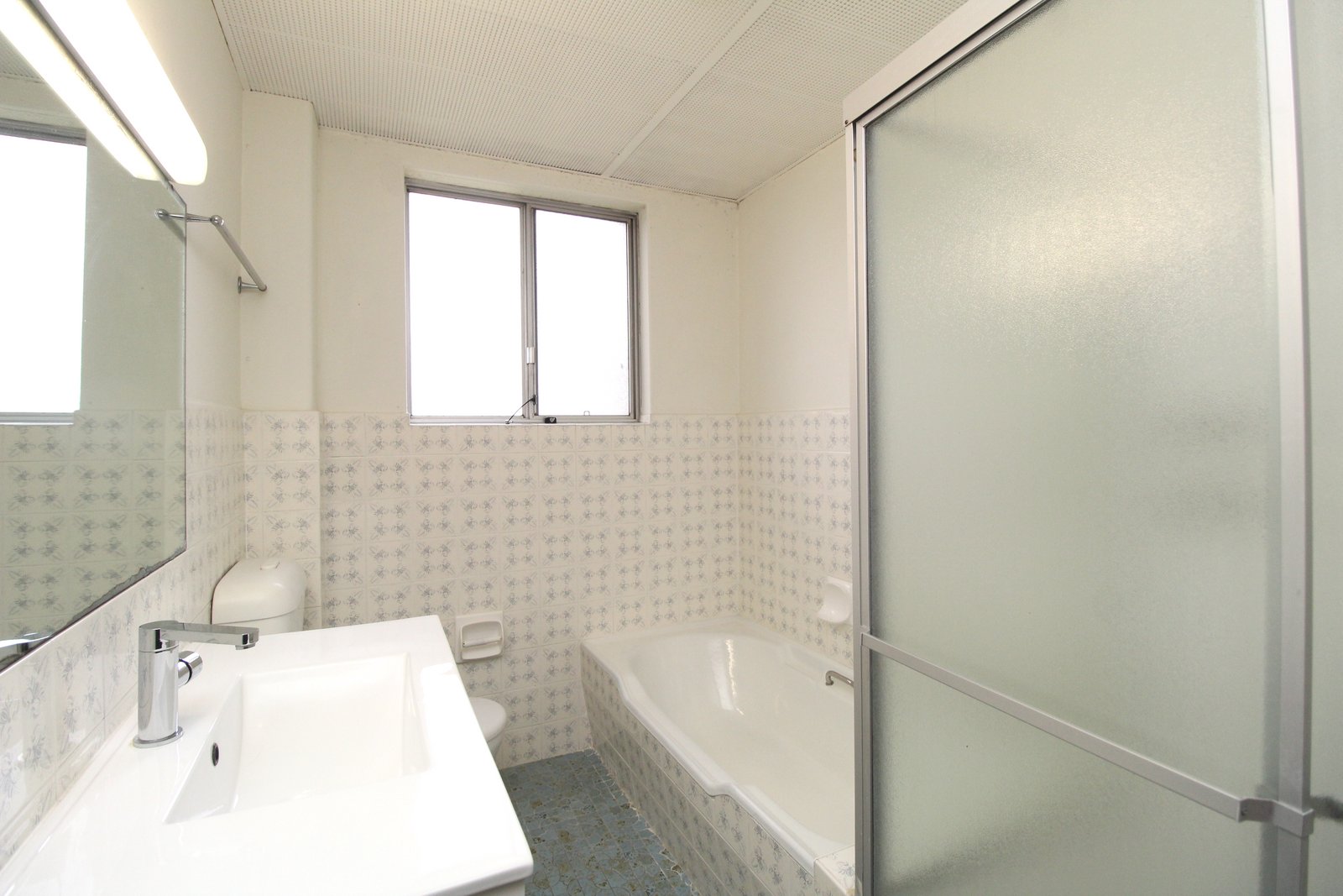 4/3 Bryant Street NARWEE 4