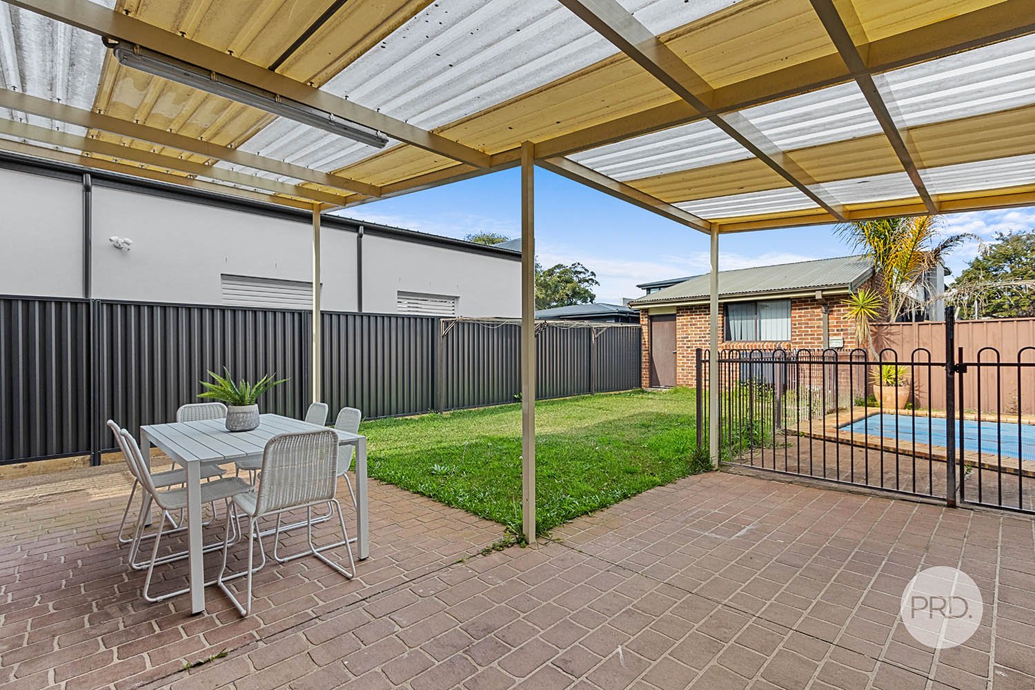 43 Caledonia Crescent PEAKHURST 19