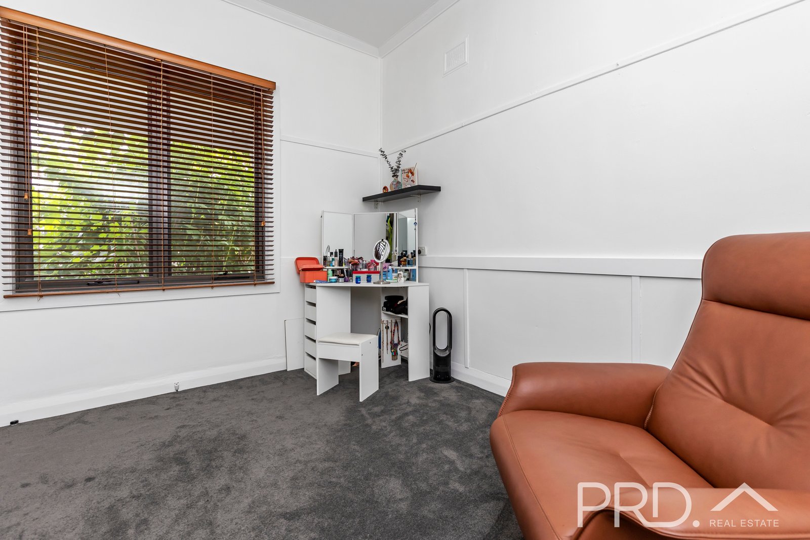 43 Capper Street TUMUT 11