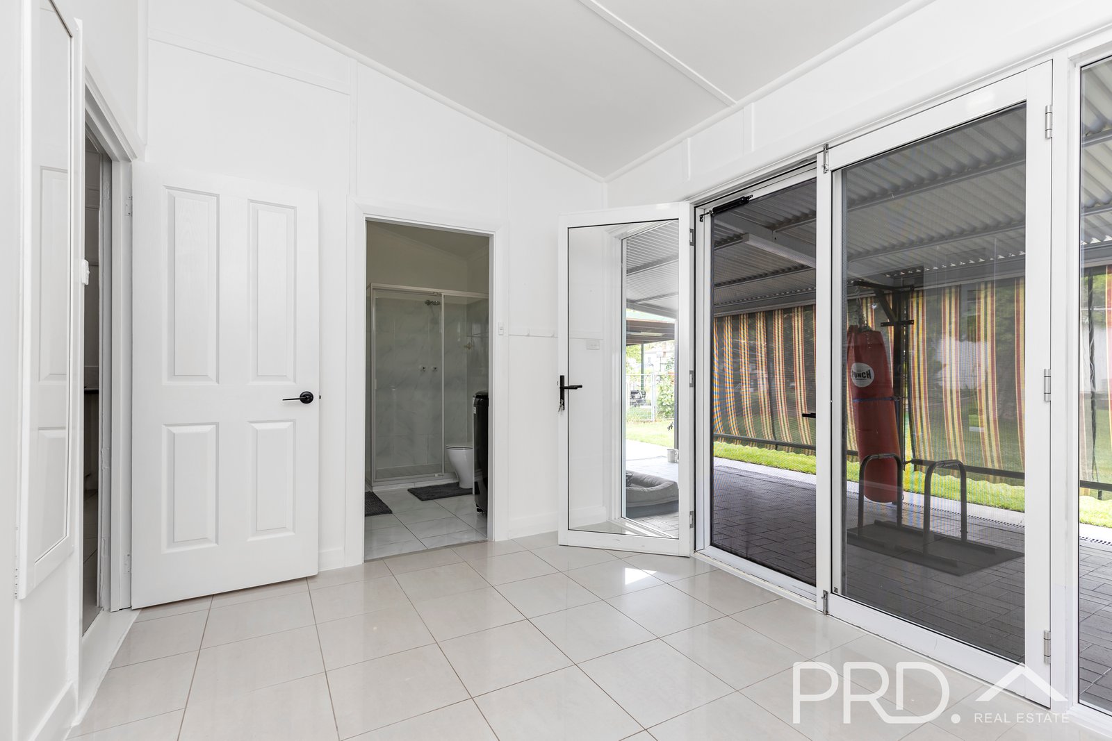 43 Capper Street TUMUT 15