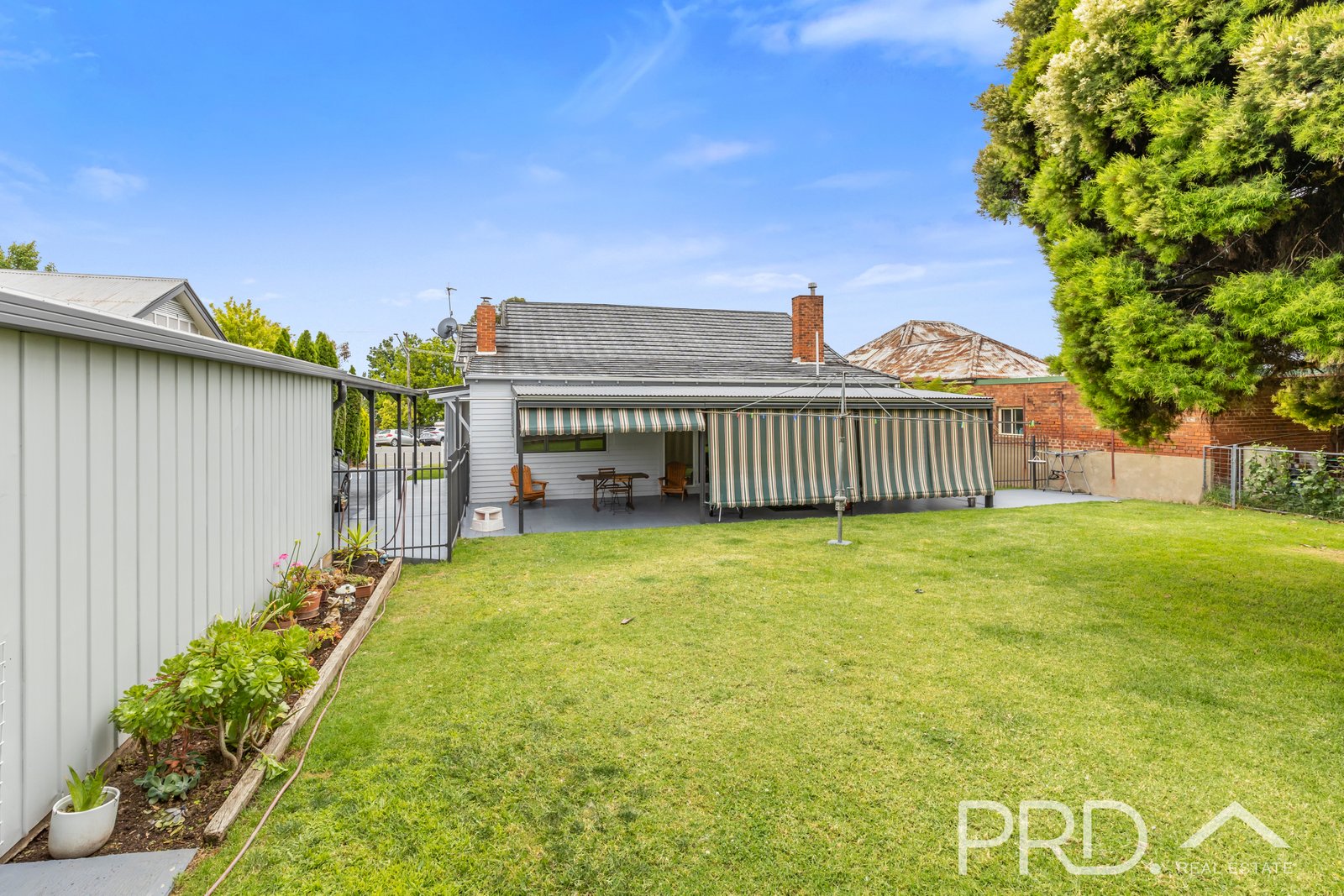 43 Capper Street TUMUT 18