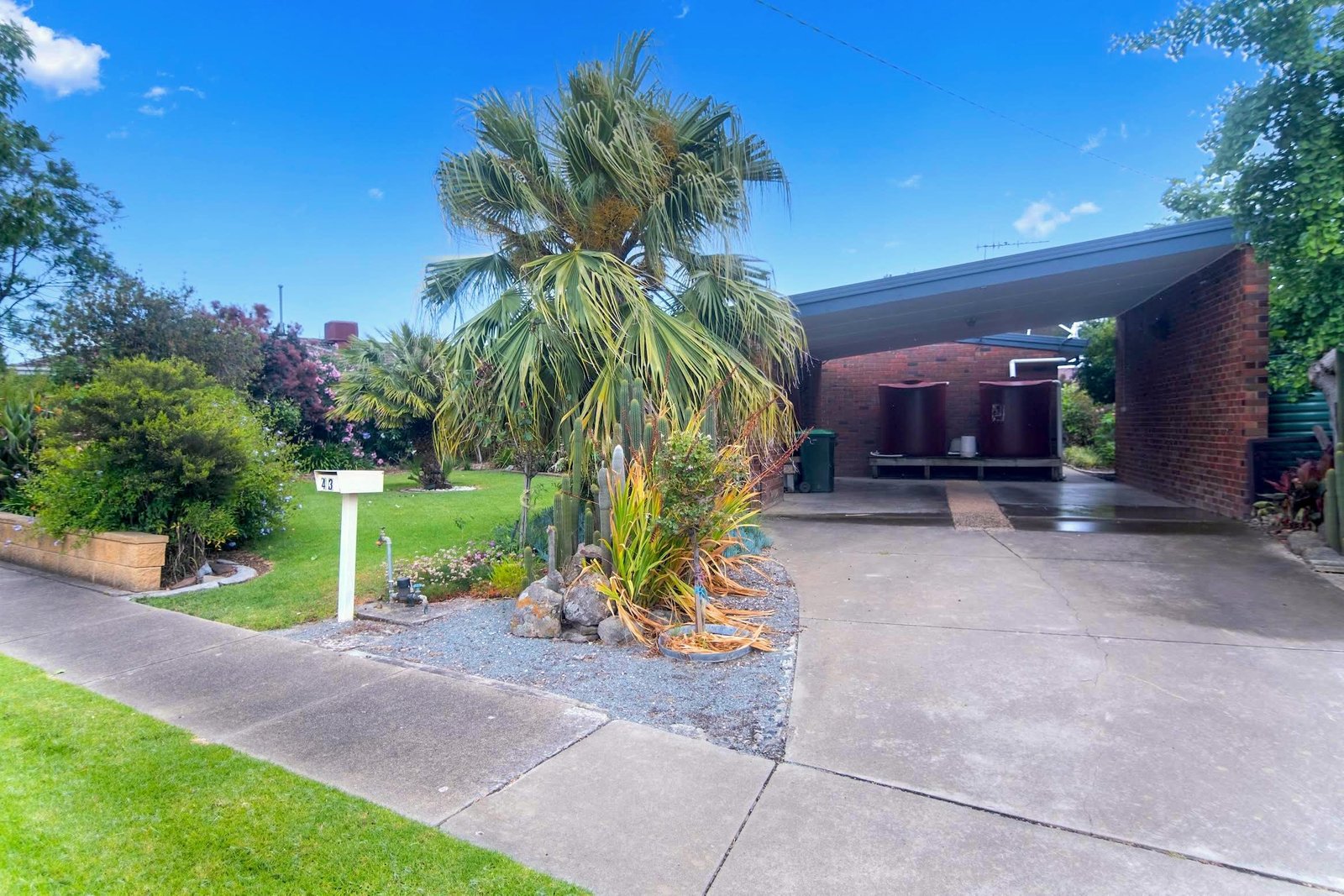 43 Carson st  SHEPPARTON 2