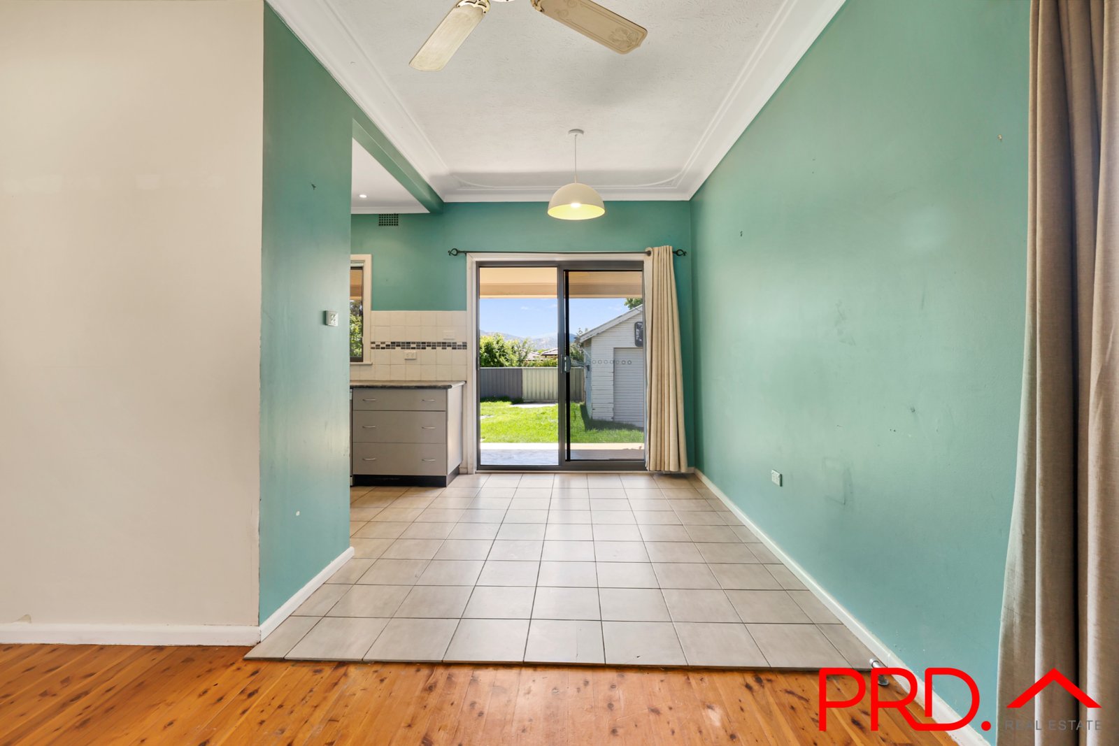 43 Churchill Street TAMWORTH 8