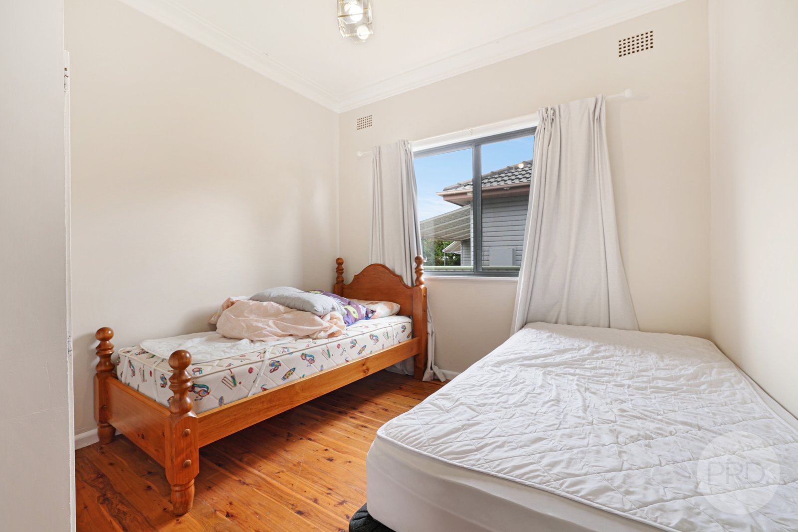 43 Churchill Street TAMWORTH 4