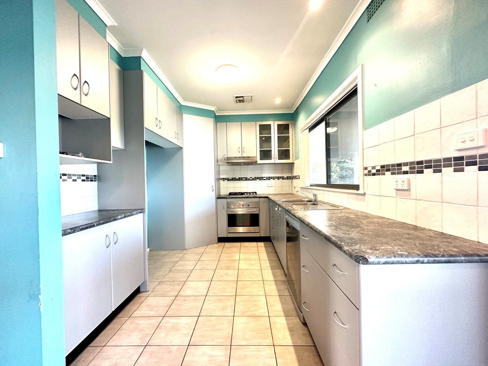 43 Churchill Street TAMWORTH 2