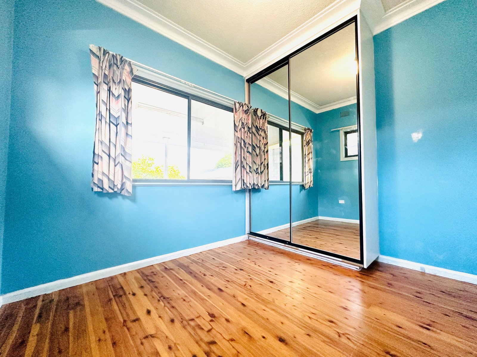 43 Churchill Street TAMWORTH 10