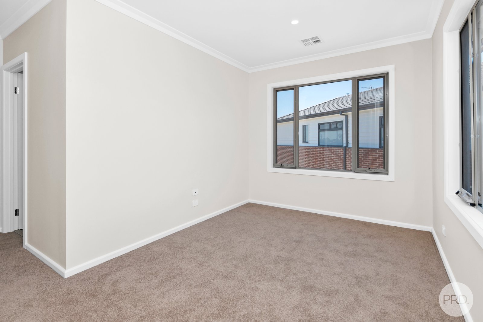 43 Cinnamon Drive LAKE GARDENS 12