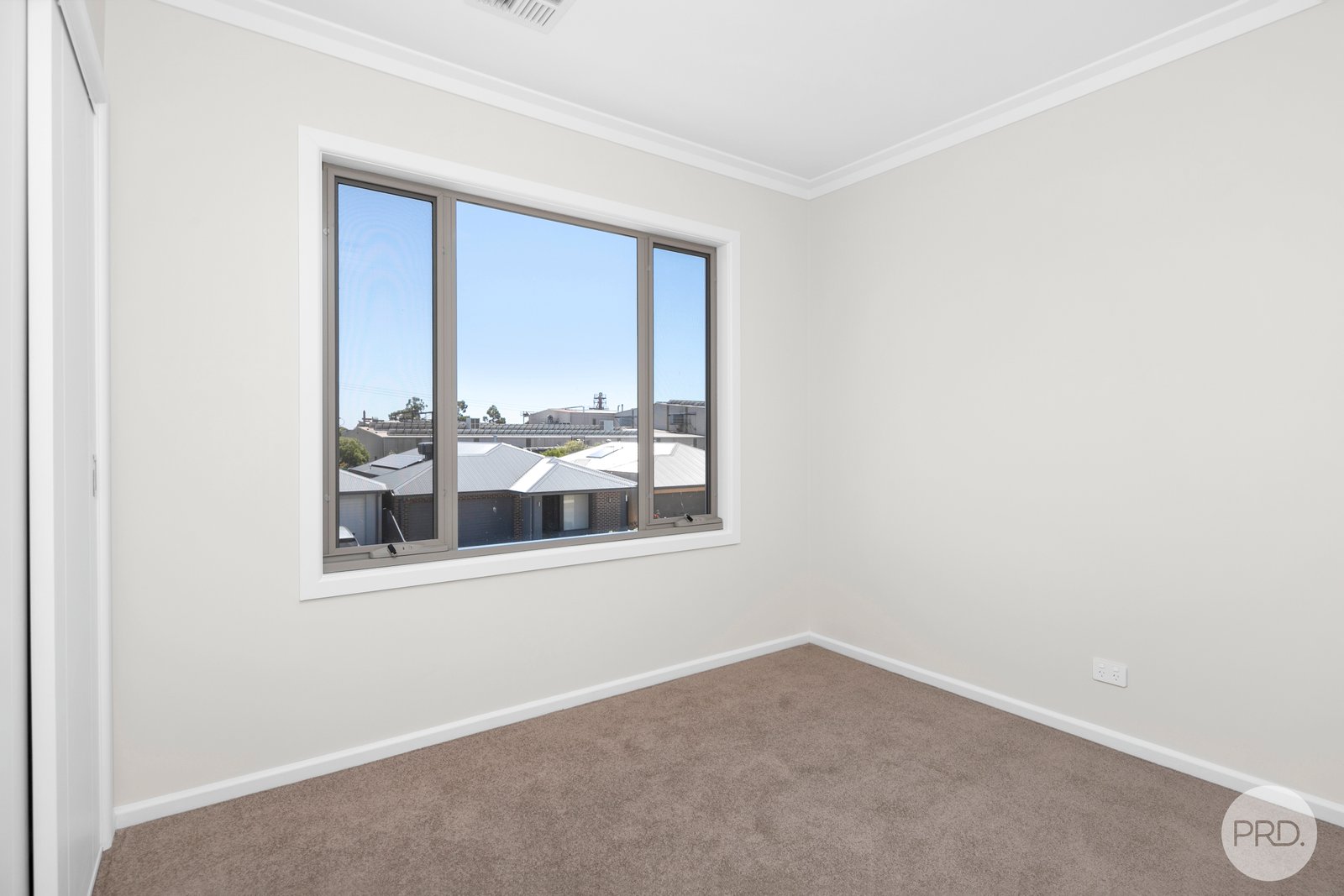 43 Cinnamon Drive LAKE GARDENS 10