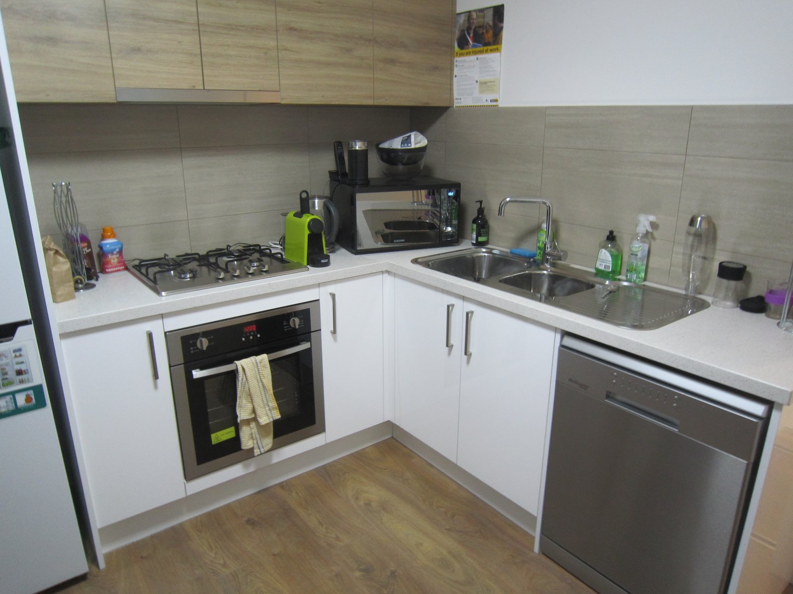 Gallery: 43 Clunies Ross Crescent