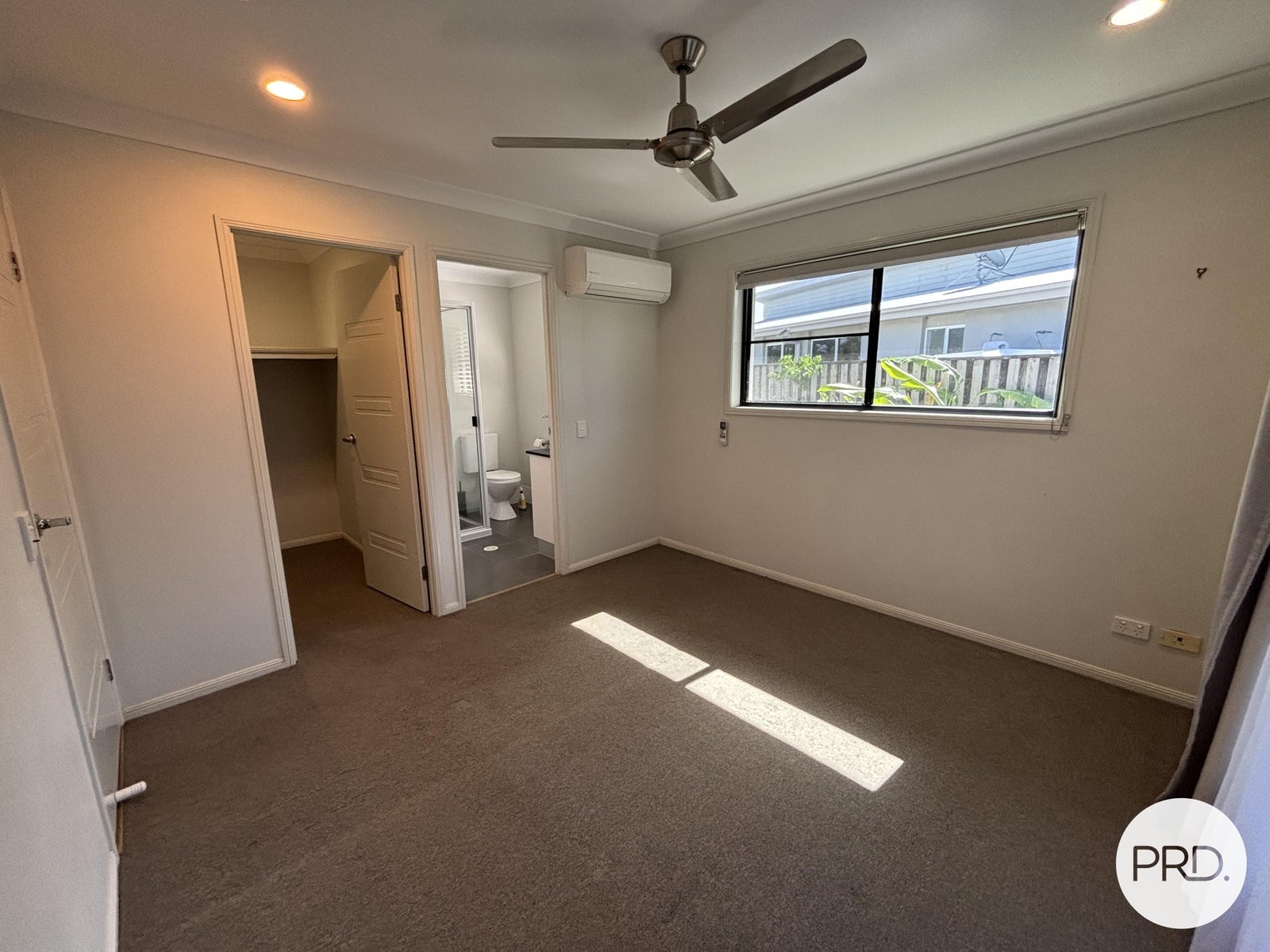 43 Coogee Terrace BLACKS BEACH 15