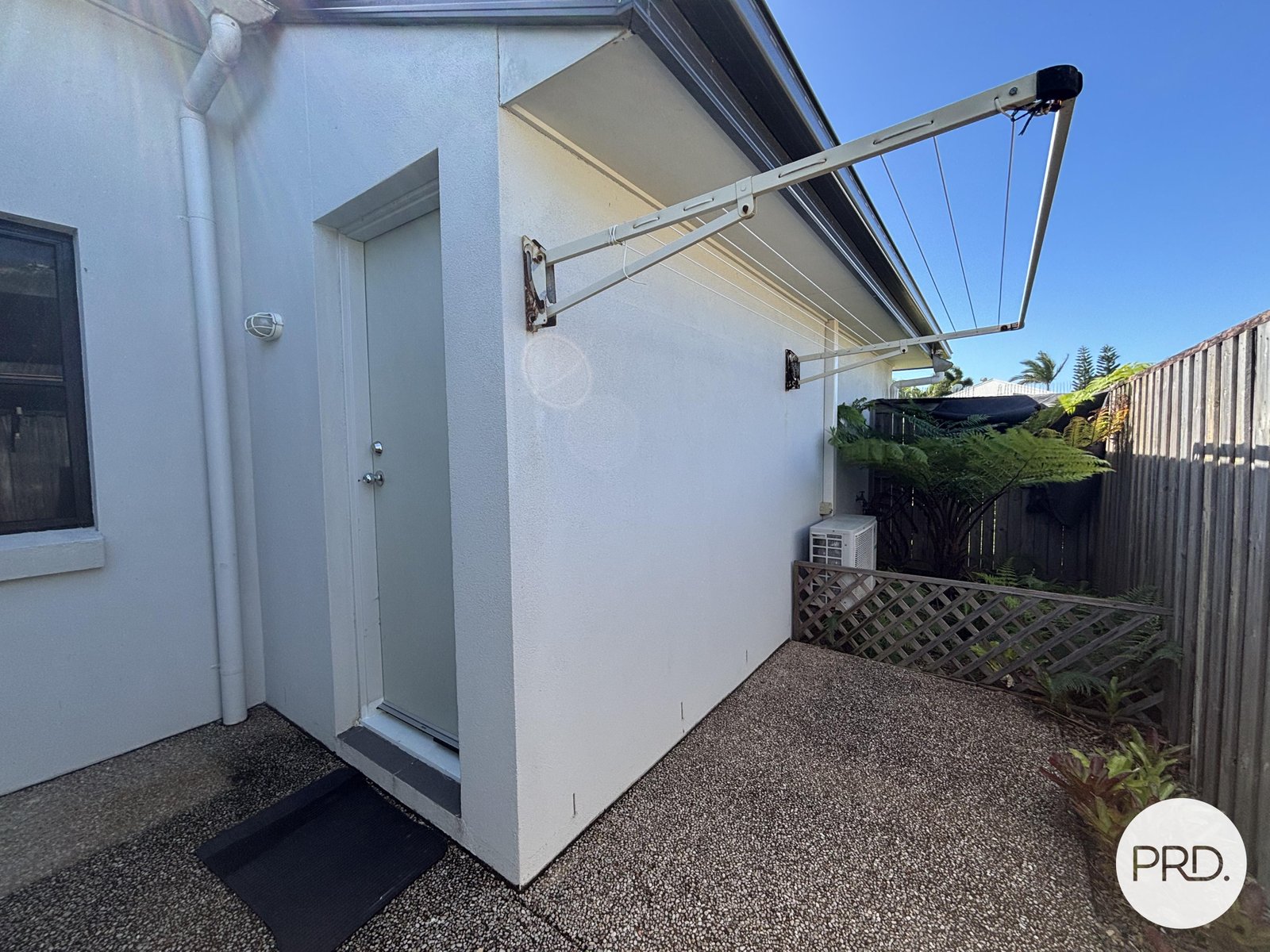 43 Coogee Terrace BLACKS BEACH 23