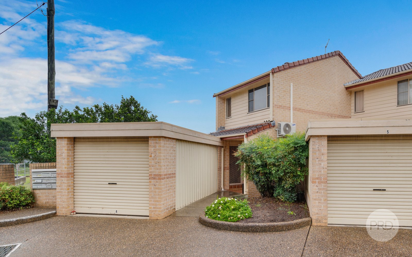 4/3 Cosgrove Crescent KINGSWOOD 9