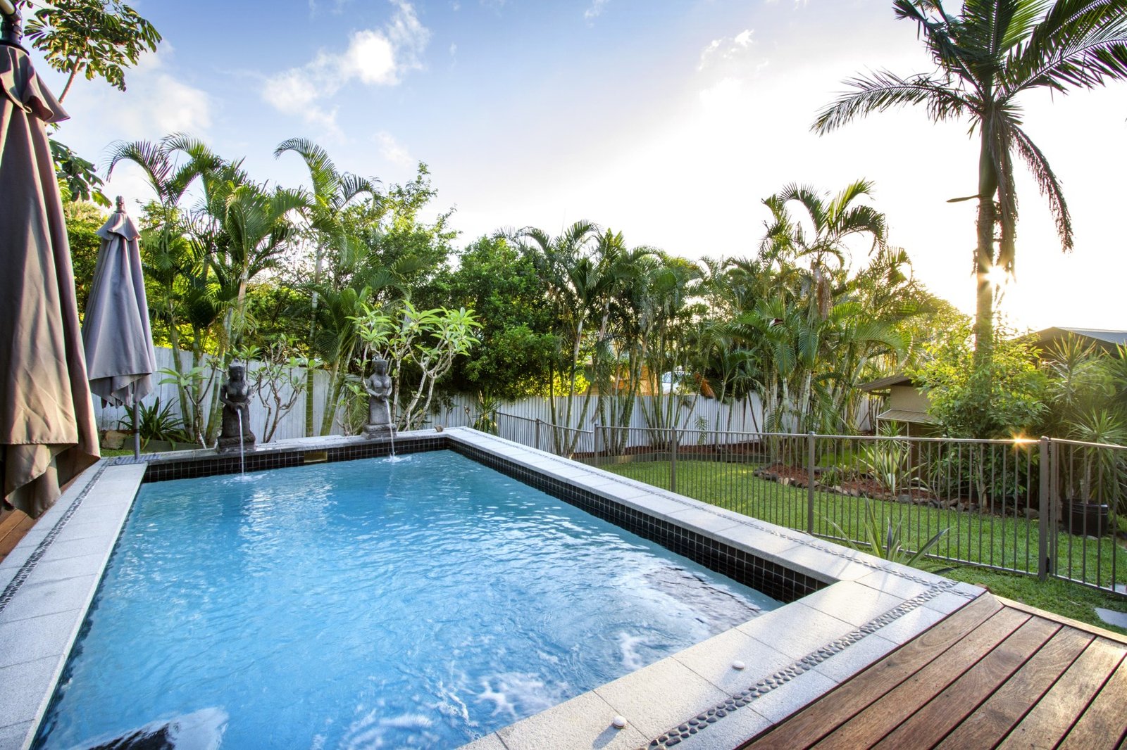43 Country Rd  CANNONVALE 1