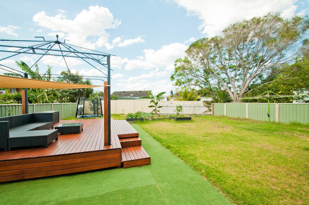 43 Craig Crescent DAPTO 2