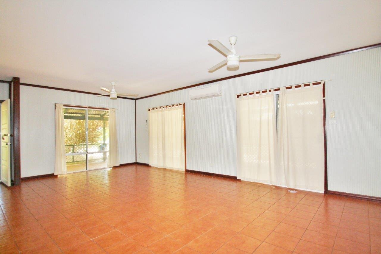 43 De Marchi Road CABLE BEACH 3