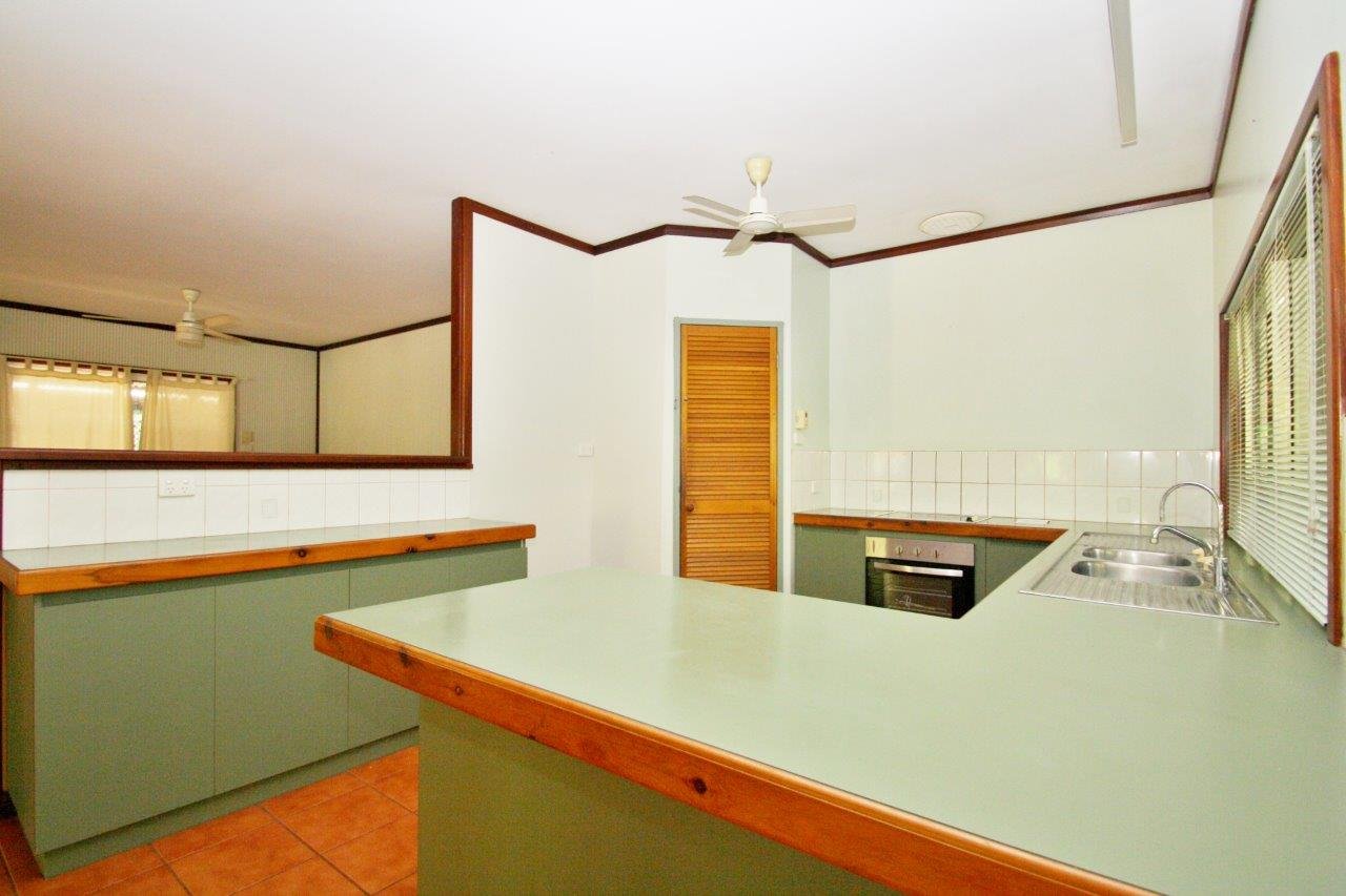 43 De Marchi Road CABLE BEACH 9