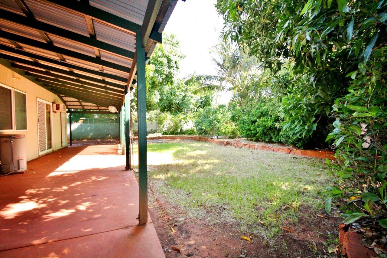 43 De Marchi Road CABLE BEACH 11