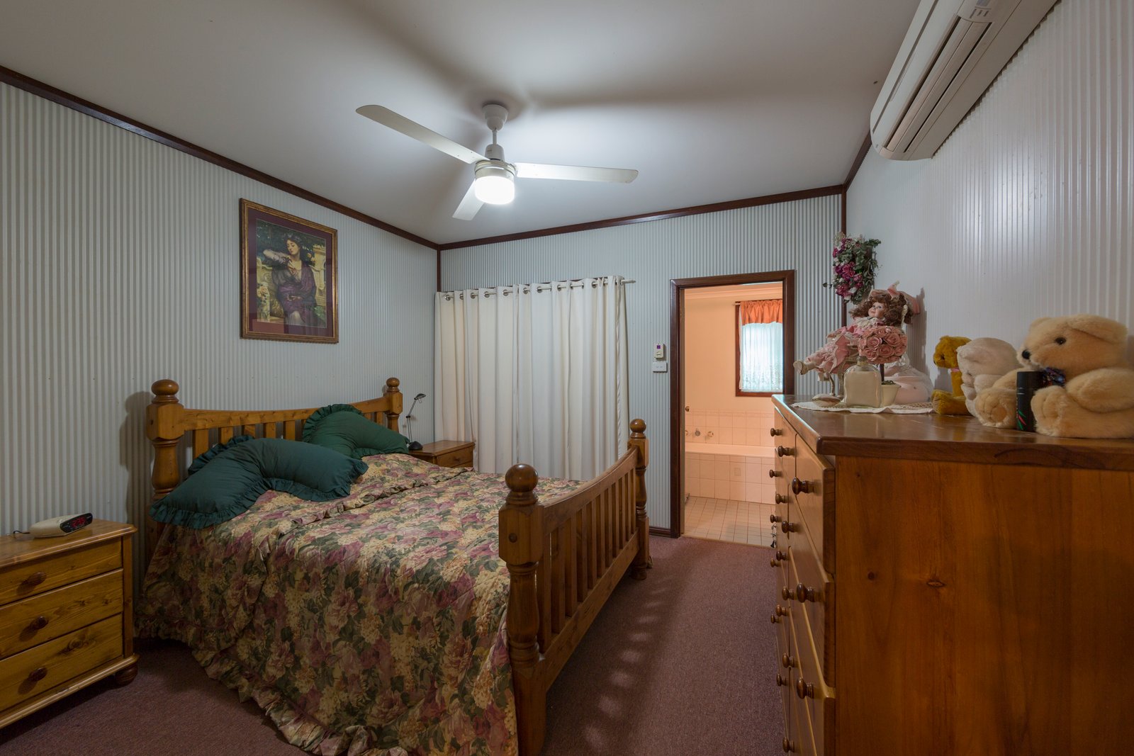 43 De Marchi Road CABLE BEACH 21