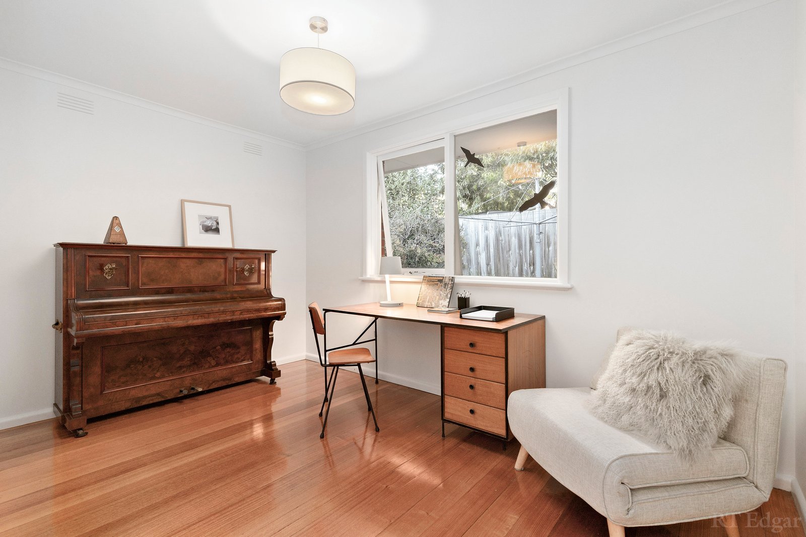 Real Estate and Property in 4/3 Durham Road, Surrey Hills, VIC